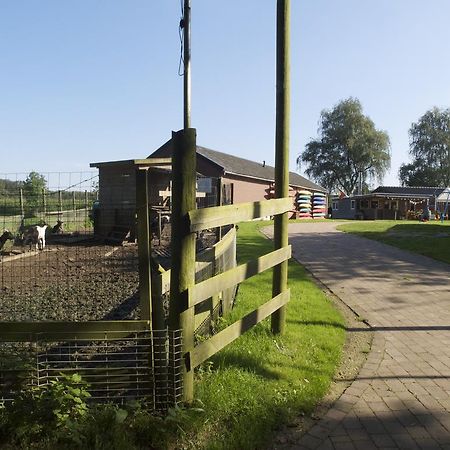 Holiday Home Ossa Basecamp Sint Odilienberg Номер фото